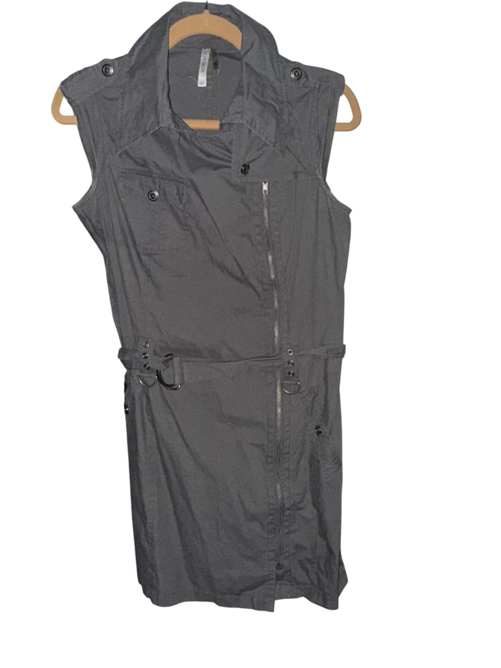Mur Mur Sleeveless Utility Zip-Front Vest  - Charcoal Gray